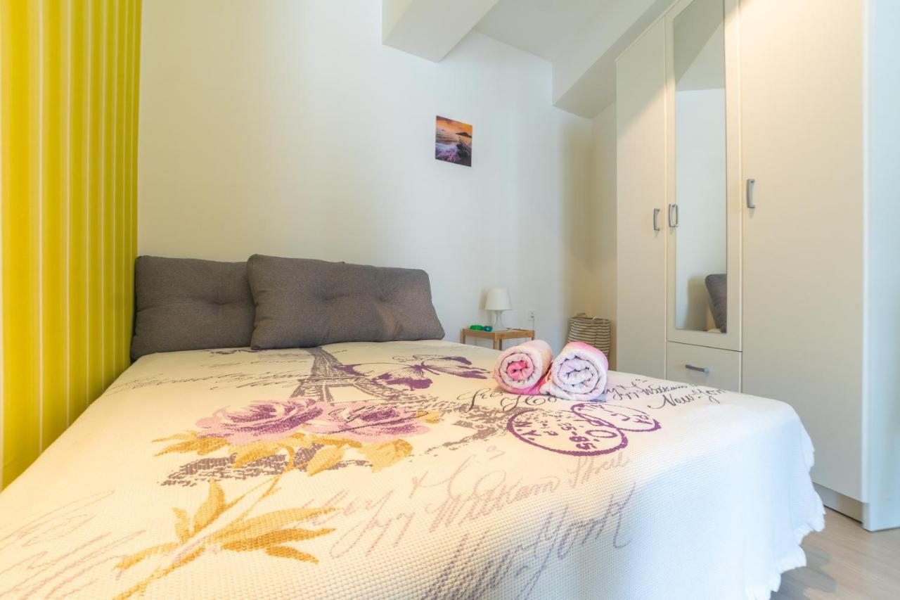 דירות סקופיה • Charming ǀ Near City Mall ǀ 1BR • מראה חיצוני תמונה